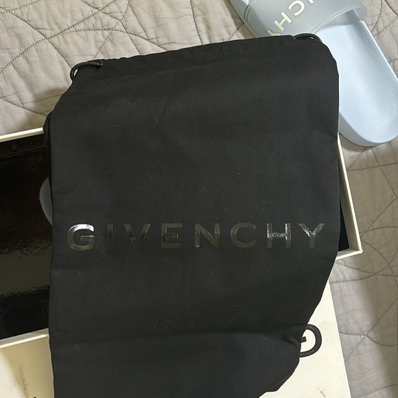 Givenchy slides - Picture 4 of 4